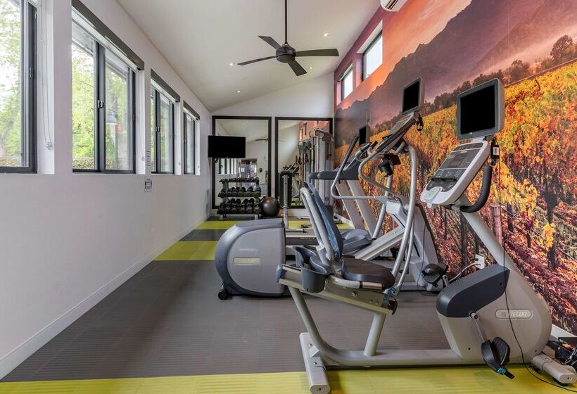 Отель Best Western Plus Stevenson Manor