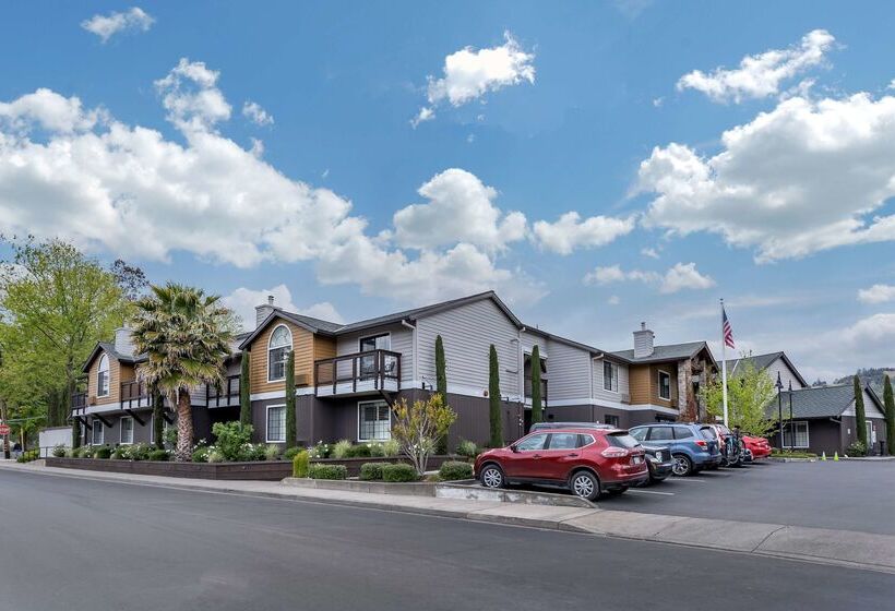 Отель Best Western Plus Stevenson Manor