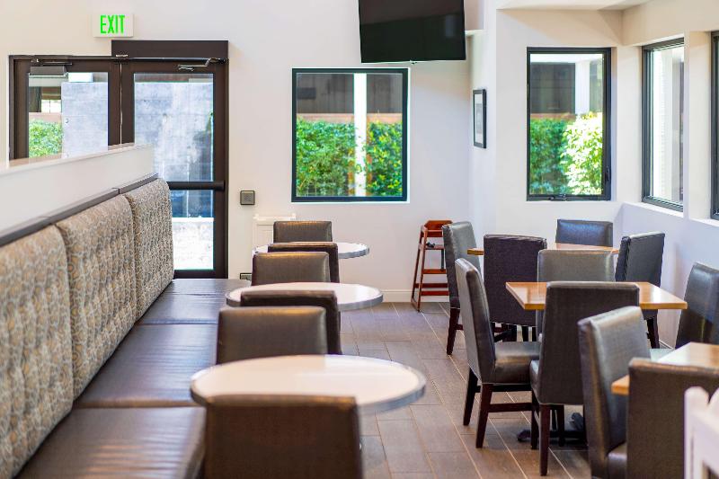 호텔 Best Western Plus Stevenson Manor