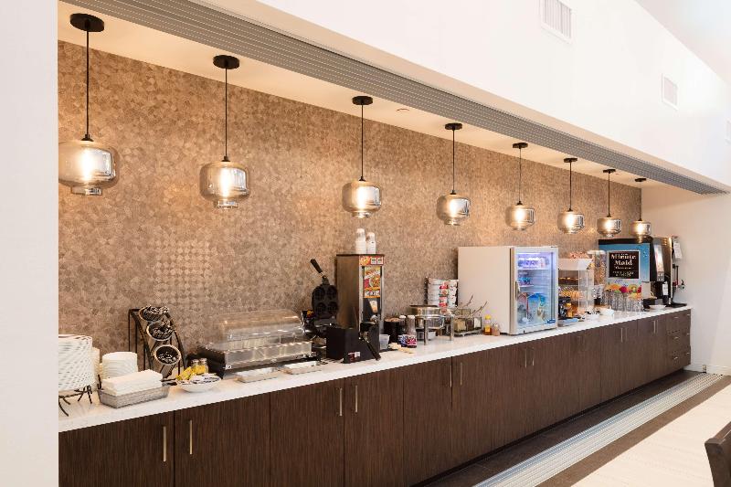 Отель Best Western Plus Stevenson Manor