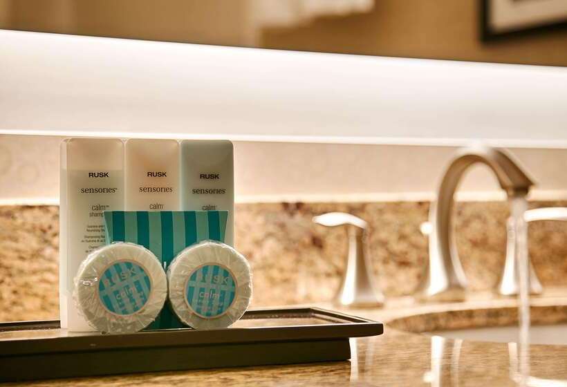 Best Western Plus Suites Hotel Coronado Island