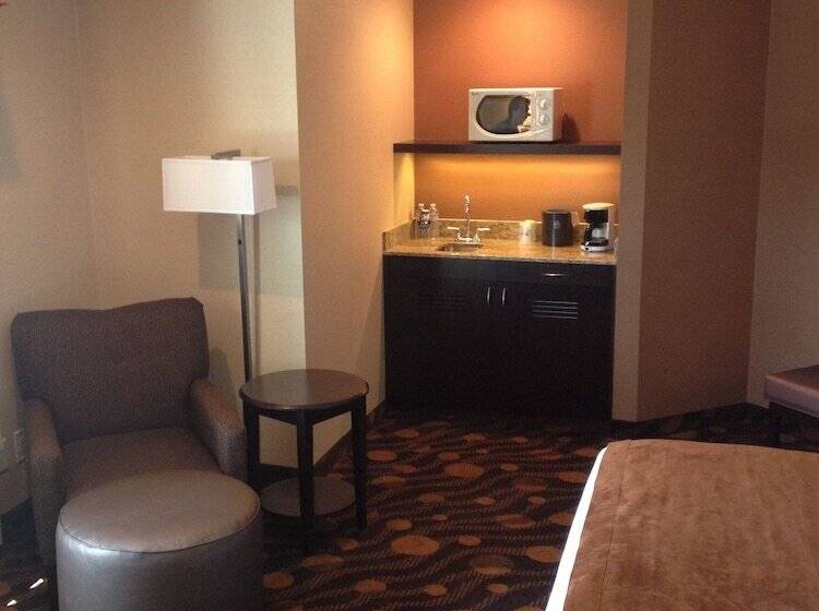 Best Western Plus Suites Hotel Coronado Island