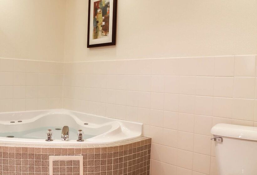 בית מלון כפרי Best Western Rocky Mountain Lodge