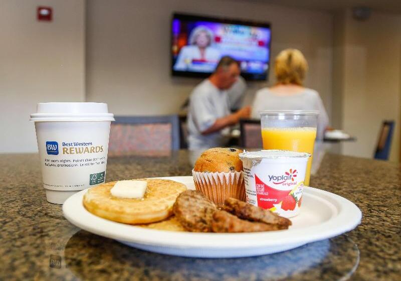 בית מלון כפרי Best Western Rocky Mountain Lodge