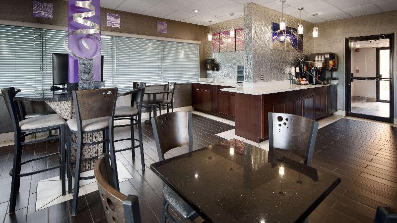 فندق Best Western Santa Fe Inn