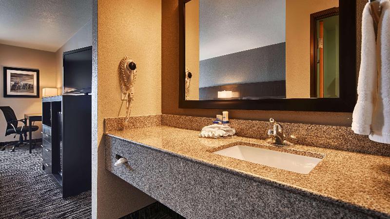 فندق Best Western Santa Fe Inn