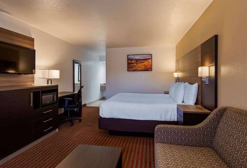 فندق Best Western Santa Rosa Inn