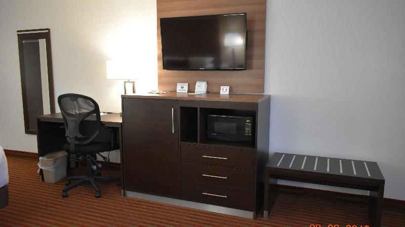 فندق Best Western Santa Rosa Inn