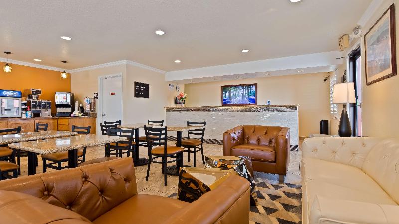 فندق Best Western Santa Rosa Inn