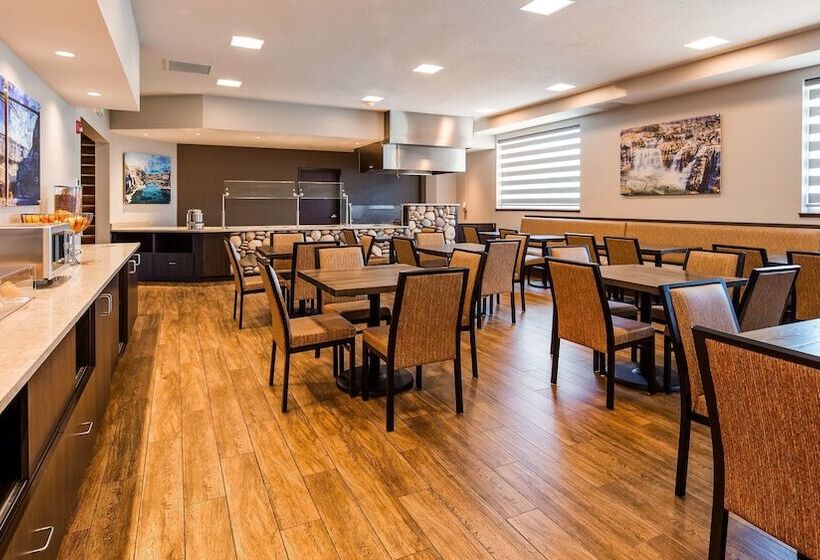 فندق Best Western Sawtooth Inn And Suites