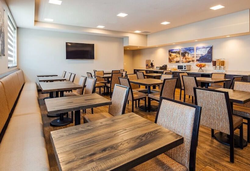 فندق Best Western Sawtooth Inn And Suites