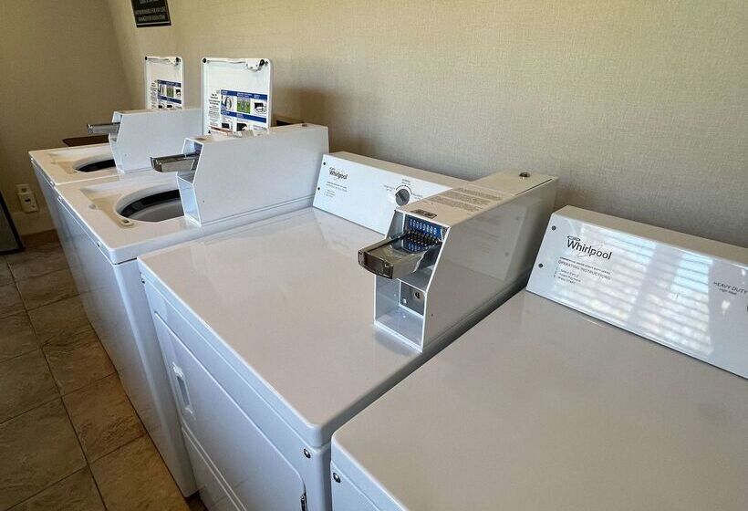 فندق Best Western Shadow Inn