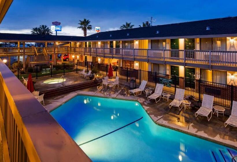 فندق Best Western Shadow Inn