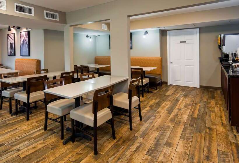 فندق Best Western Shenandoah Inn