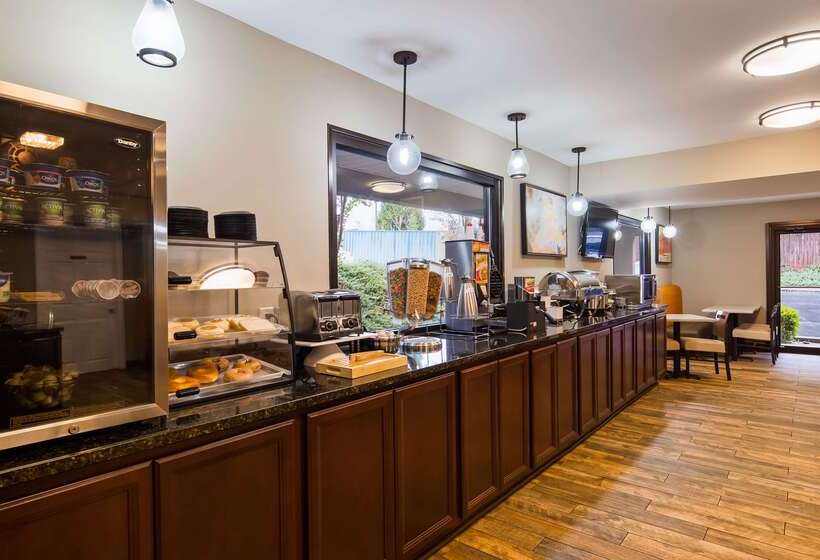 فندق Best Western Shenandoah Inn