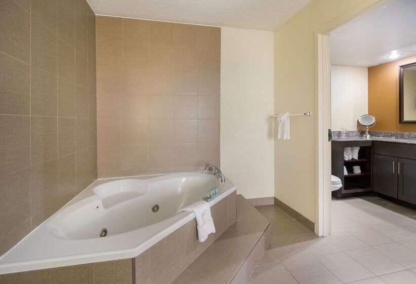 هتل Best Western Suites Near Opryland