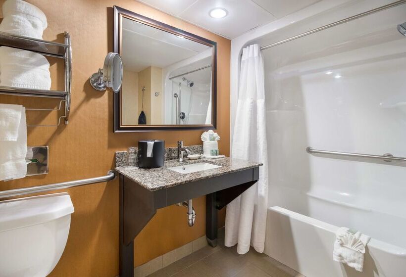 هتل Best Western Suites Near Opryland