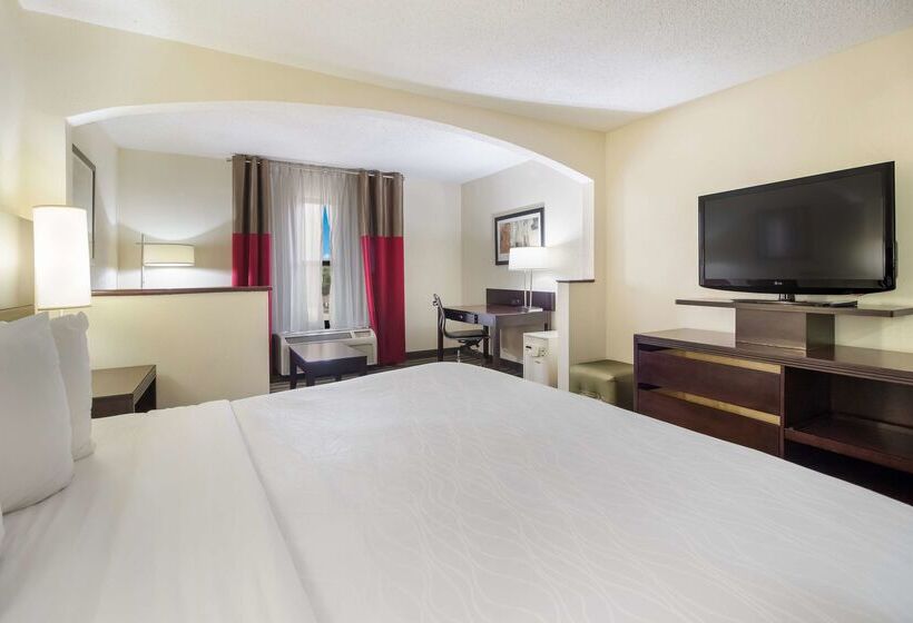 هتل Best Western Suites Near Opryland