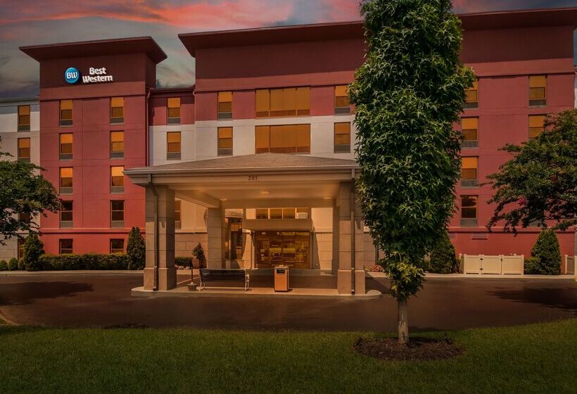 هتل Best Western Suites Near Opryland