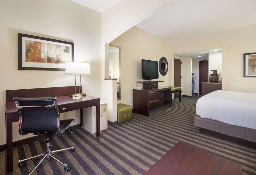 هتل Best Western Suites Near Opryland