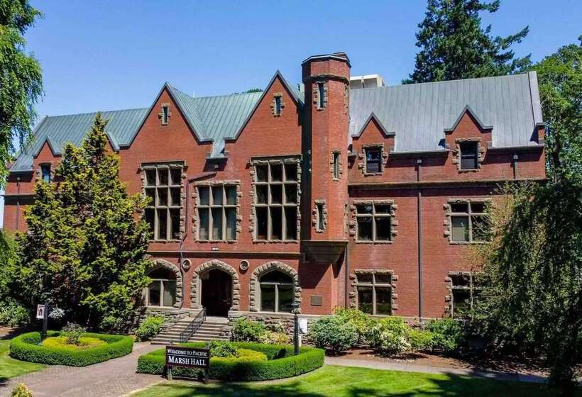 Отель Best Western University Inn And Suites