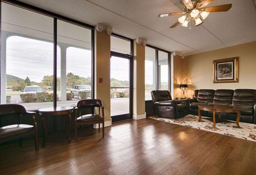 בית מלון כפרי Best Western Wilderness Trail Inn