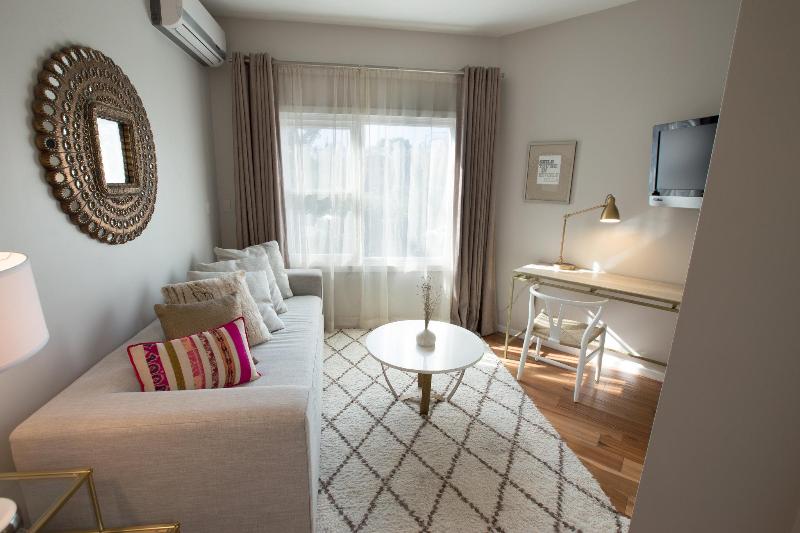 ホテル Beverly Terrace Powered By Sonder