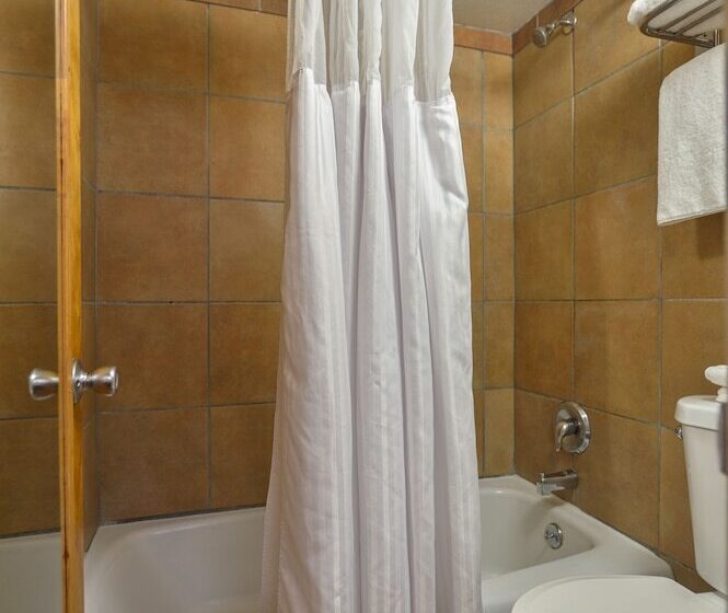 酒店 Big Horn Lodge