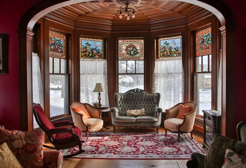 בית מלון כפרי Black Swan Inn