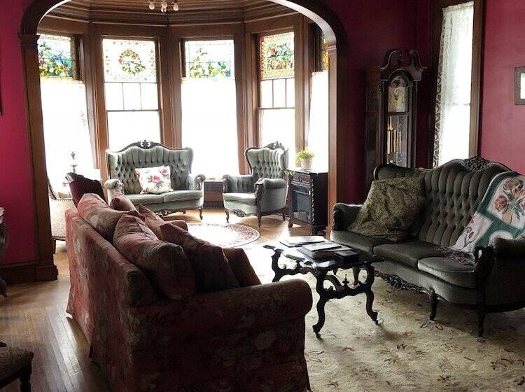 בית מלון כפרי Black Swan Inn