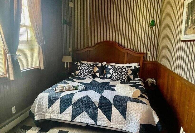 בית מלון כפרי Black Swan Inn