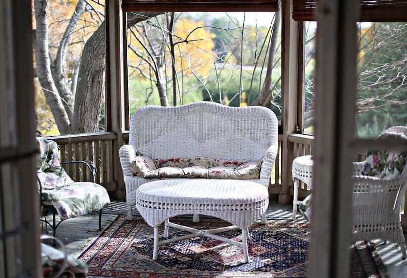 בית מלון כפרי Black Swan Inn