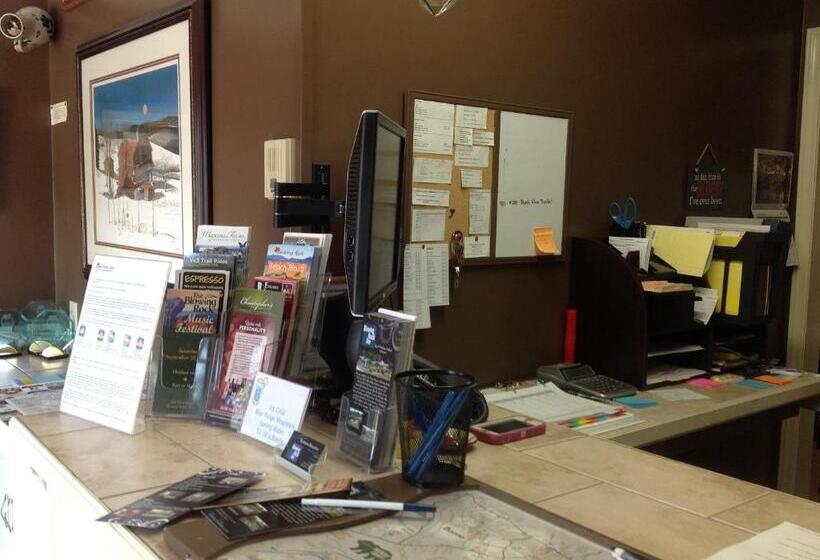 فندق Blowing Rock Inn