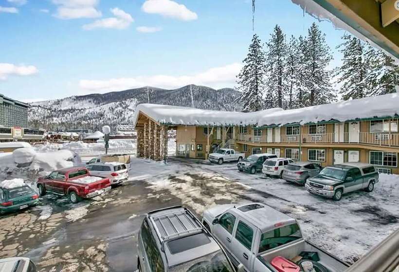 Отель Blue Jay Lodge