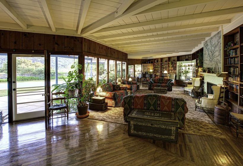 בית מלון כפרי Blue Sky Lodge