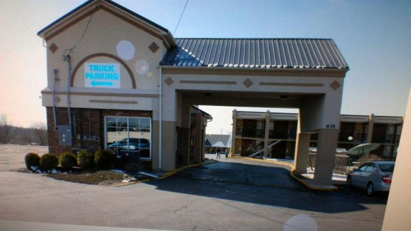 فندق Bluegrass Inn