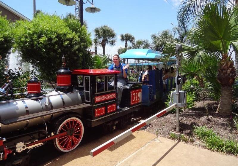 ホテル Boardwalk Inn