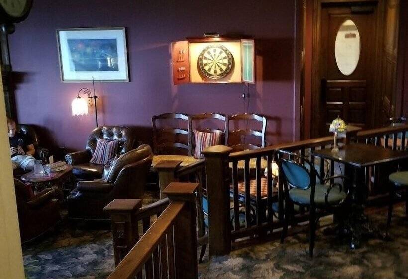 Отель Boardwalk Plaza