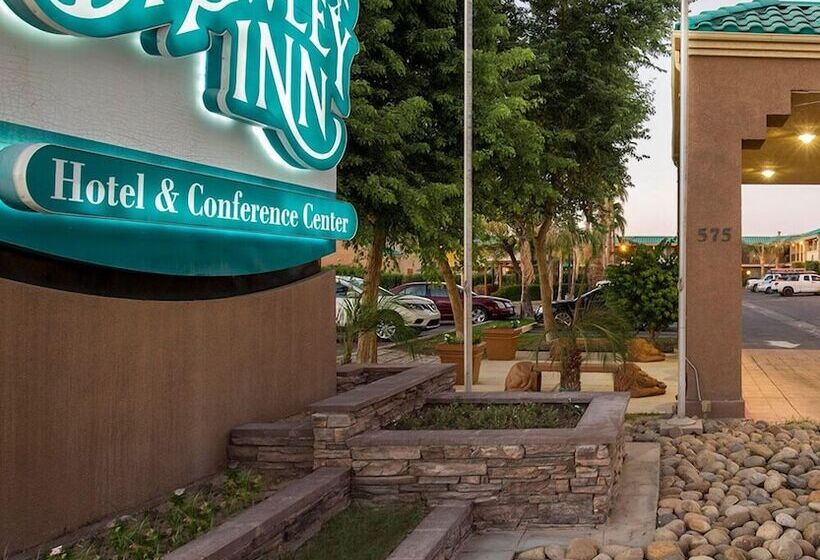 ホテル Brawley Inn