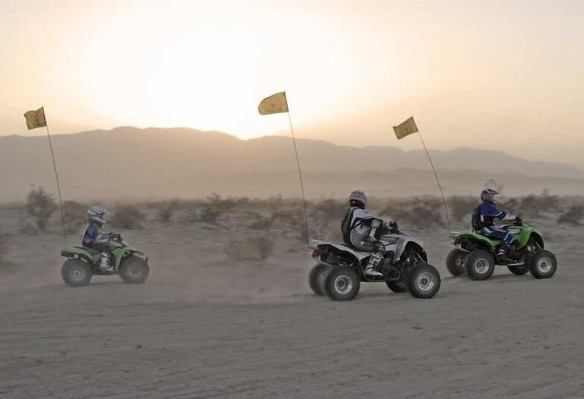 ホテル Brawley Inn