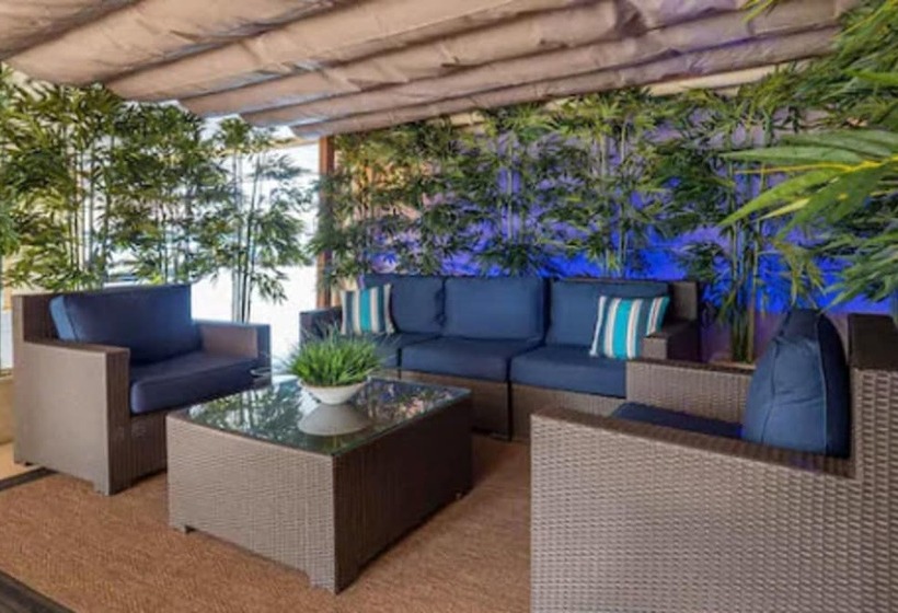 The Breakers Hotel & Suites