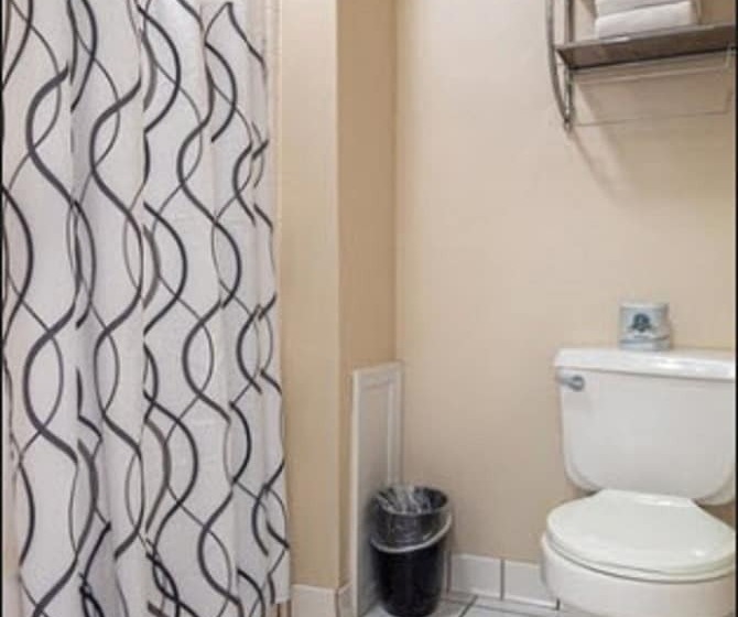 The Breakers Hotel & Suites