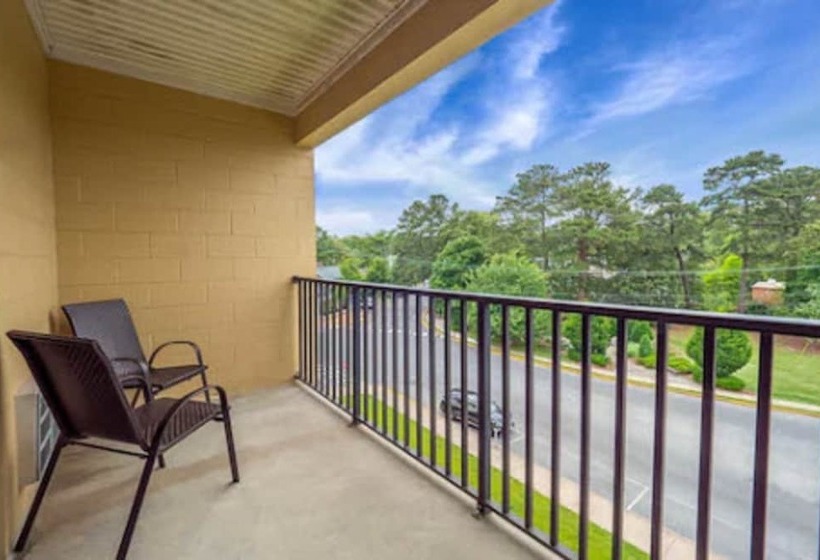 The Breakers Hotel & Suites