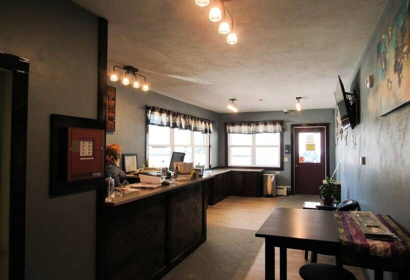 호텔 Brewer Motor Inn