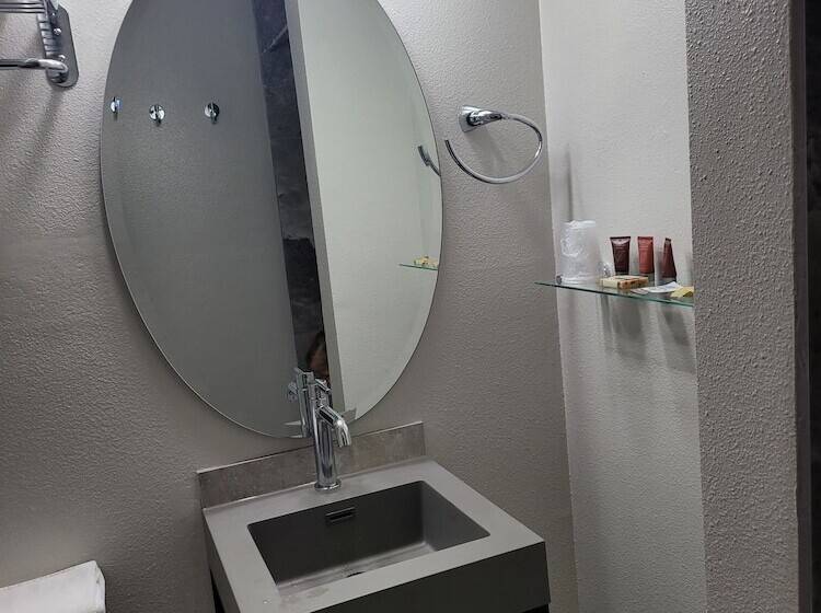 ホテル Bridge Street Inn