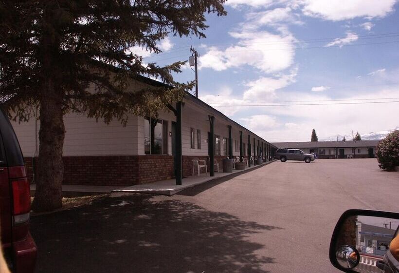 ホテル Bridgeport Inn