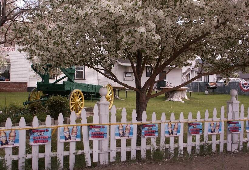 ホテル Bridgeport Inn