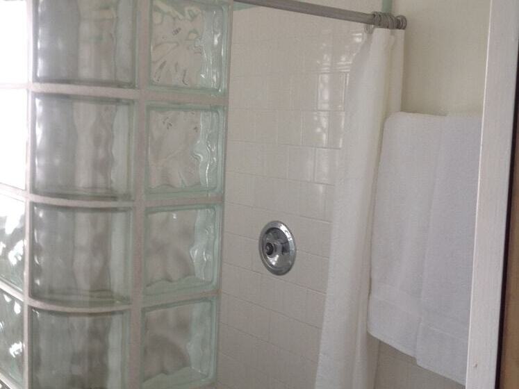 ホテル Bridgeport Inn