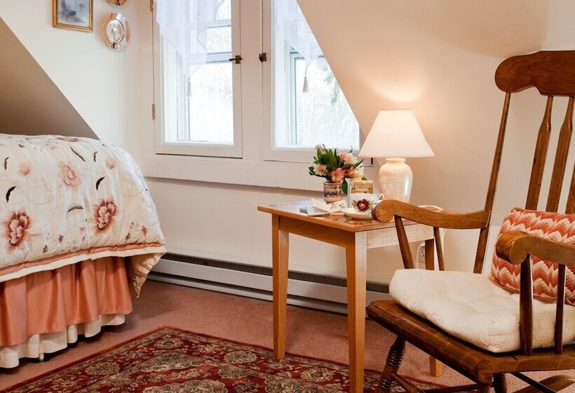 هتل Brook Farm Inn