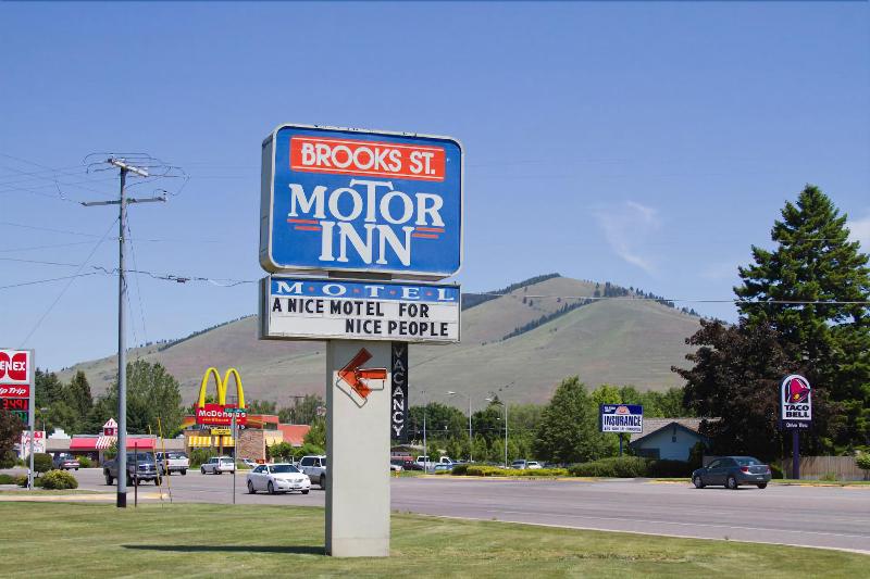 فندق Brooks St. Motor Inn